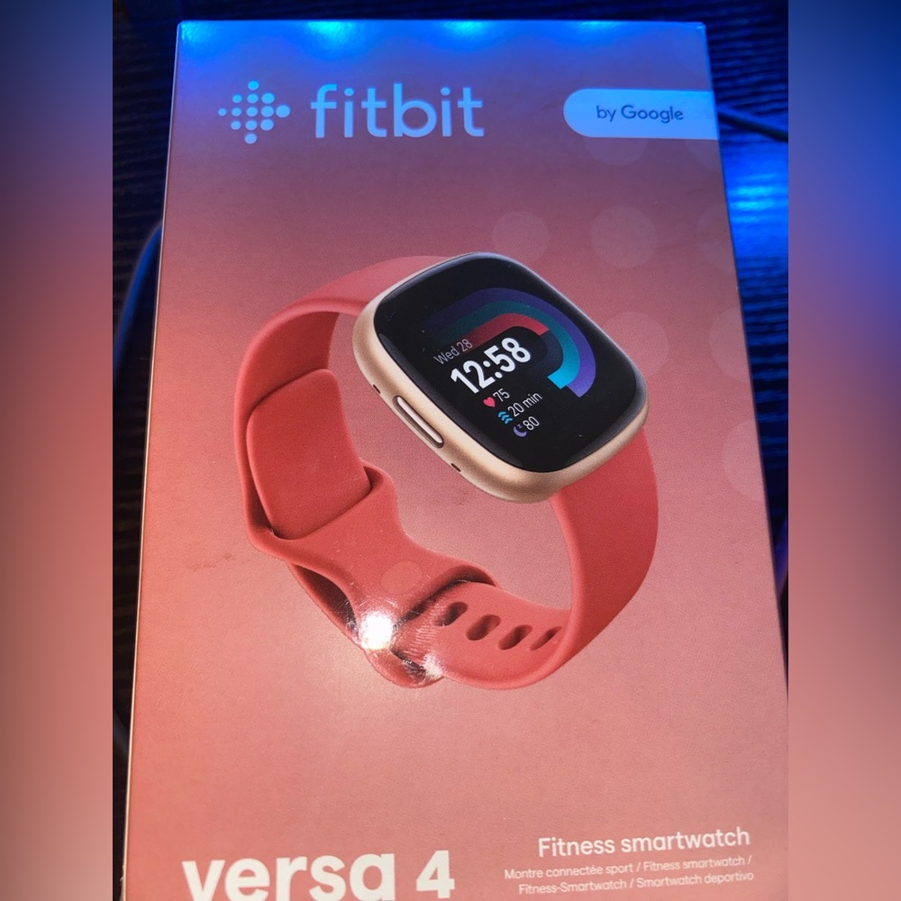 Fitbit versa 4